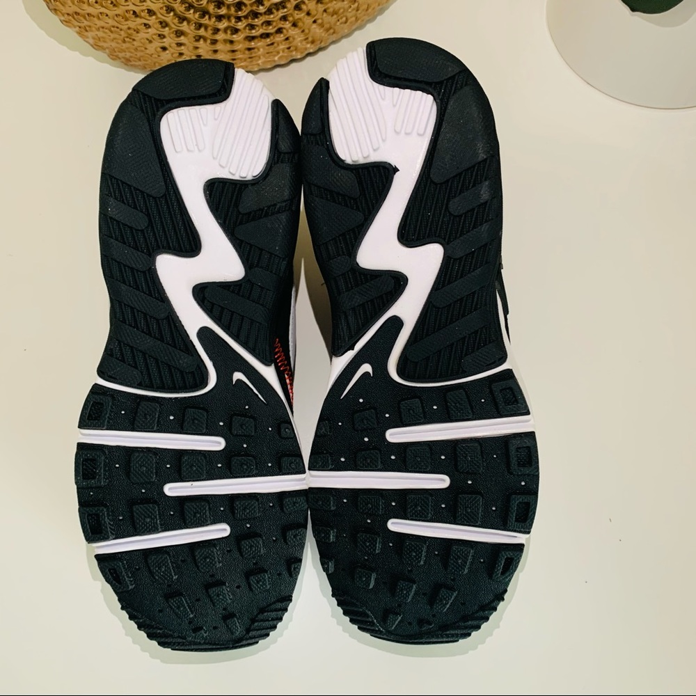 Nike Air Max Excee - Picture 6 of 7